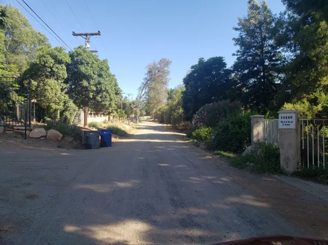 Rocky Lane, Lakeside, California 92040