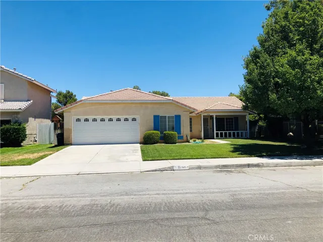 37568 Park Forest Court, Palmdale, California 93552