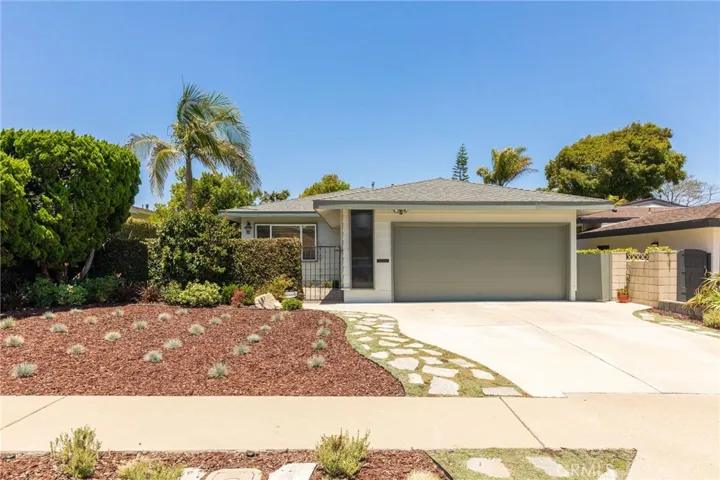 Beautifully remodeled and upgraded single level 1,920' 3 bedroom 2 bath home on a flat 50 x 144' lot. Large backyard with total privacy and all underground utilities -no over head power lines!