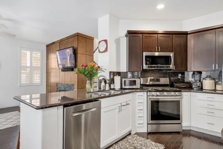 9691 Stonecrest Blvd, San Diego, California 92123