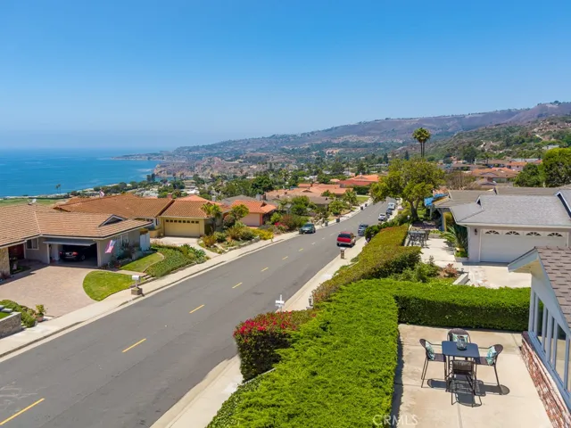 32460 Sea Raven Drive, Rancho Palos Verdes, California 90275