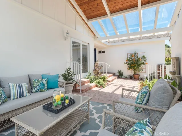 32460 Sea Raven Drive, Rancho Palos Verdes, California 90275