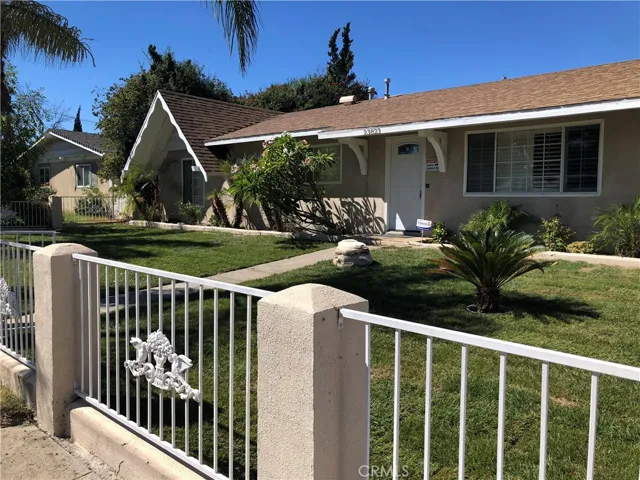 23823 Victory Boulevard, West Hills, California 91307