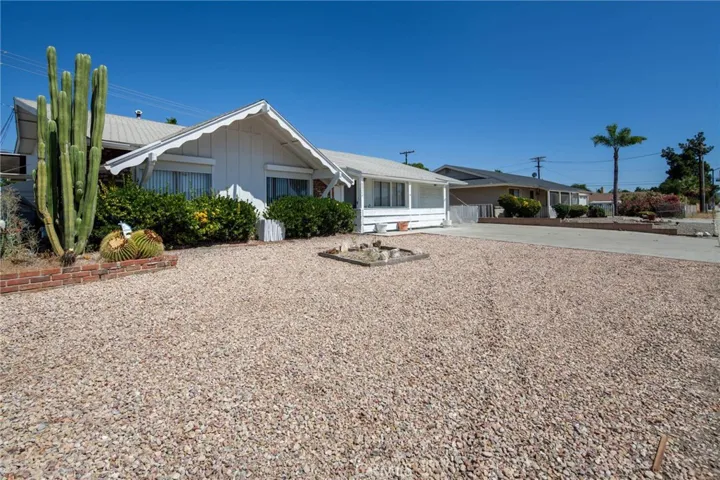 28926 Murrieta Road, Menifee, California 92586