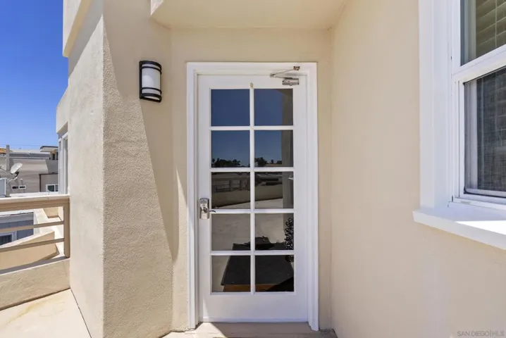 748 Isthmus, San Diego, California 92109