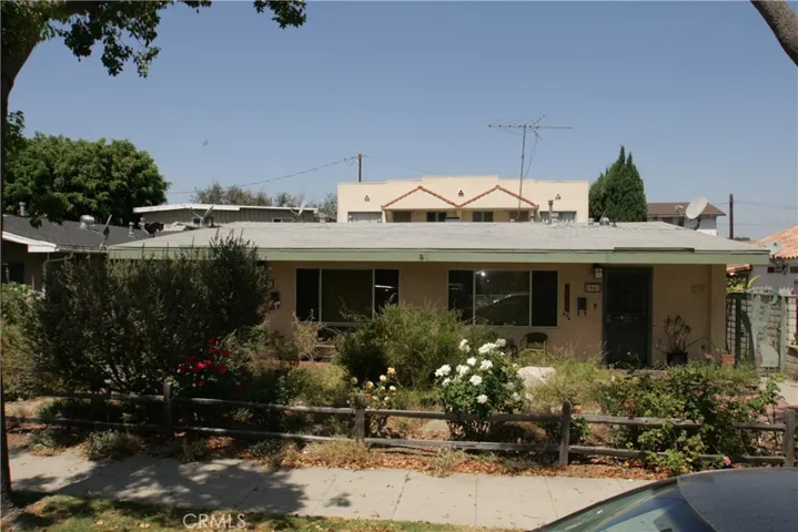1961 San Francisco Avenue, Long Beach, California 90806