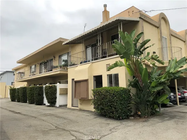 5241 Hermitage Avenue 1, Valley Village, California 91607