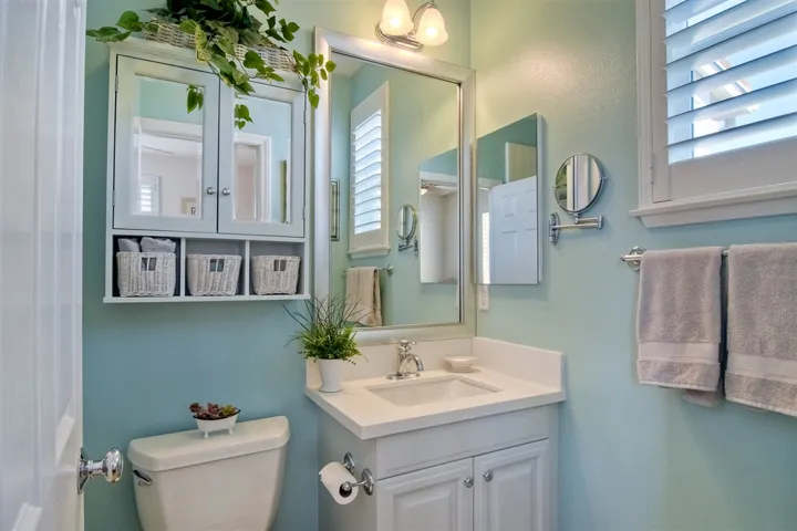 3918 Sheridan Pl., Carlsbad, California 92008