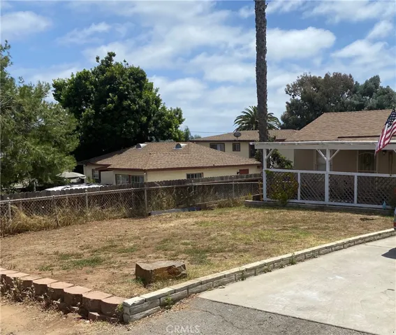 166 Walker Way, Vista, California 92083