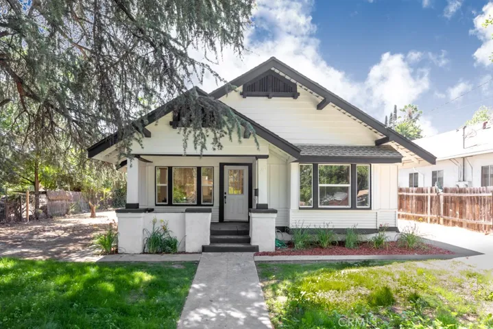 1797 N Summit Avenue, Pasadena, California 91103