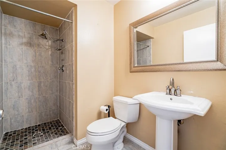 28 Lincoln Court, Buena Park, California 90620