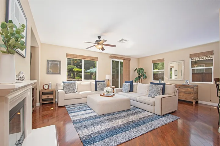 Gorgeous Great Room!