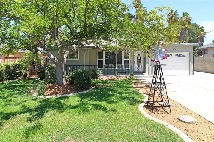 3675 Everest Avenue, Riverside, California 92503