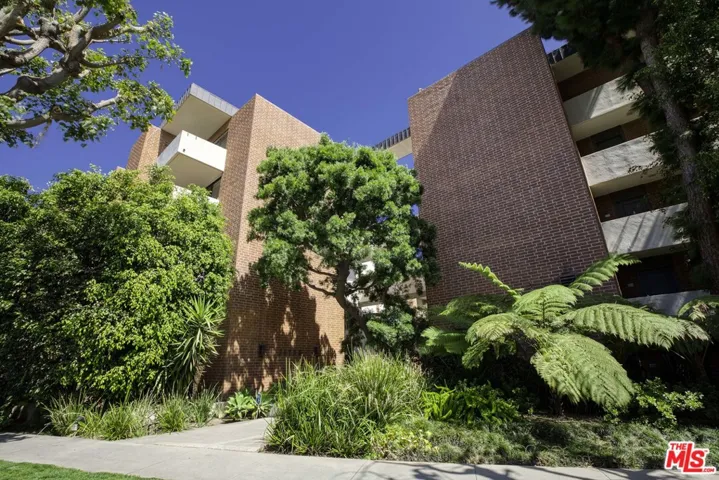 11750 W Sunset Boulevard 119, Los Angeles, California 90049