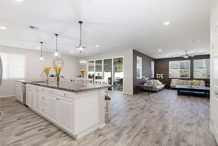 29036 Bayleaf Circle, Menifee, California 92584