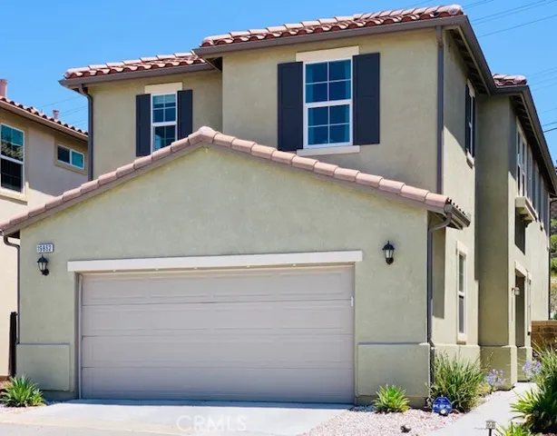 19852 Via Ott, Newhall, California 91321