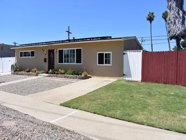 4514 Cochise Way, San Diego, California 92117