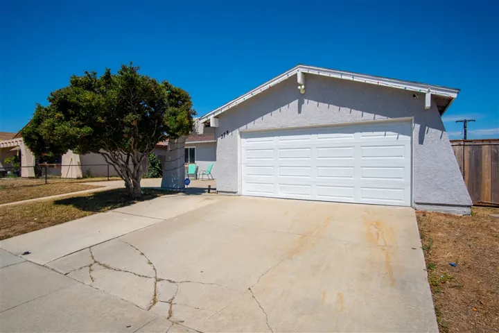 378 Calle Vallecito, Oceanside, California 92057