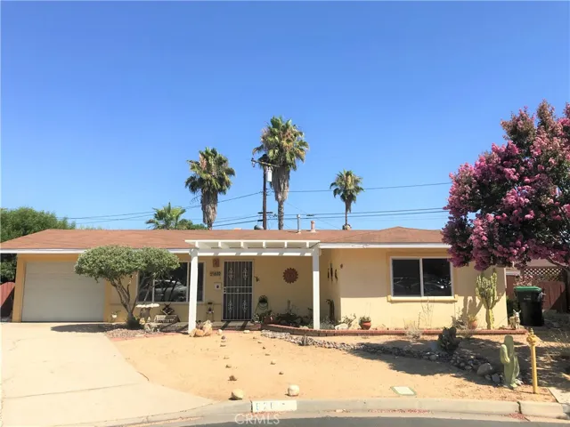 620 Barber Drive, Hemet, California 92543