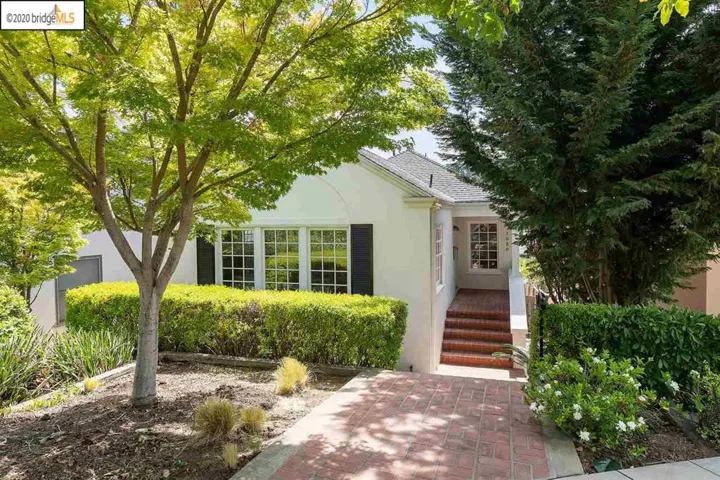 1080 Winsor Ave, Piedmont, California 94610