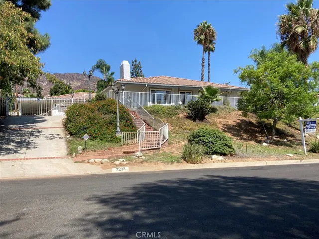 2233 Rim Road, Bradbury, California 91008