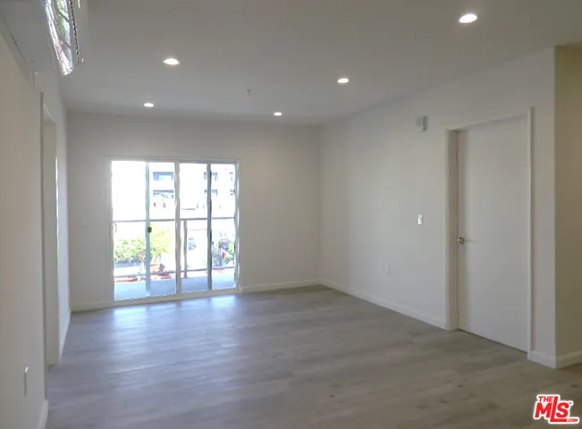 1019 S Catalina Street 306, Los Angeles, California 90006