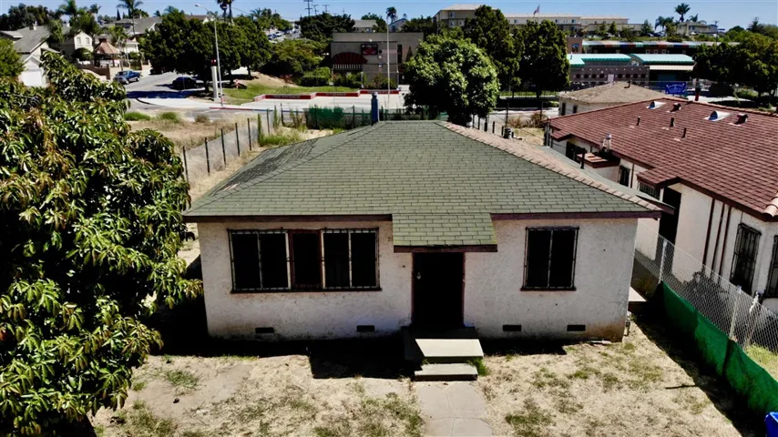3985 Z, San Diego, California 92113