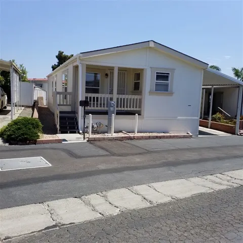 245 W Bobier Ave. 53, Vista, California 92083