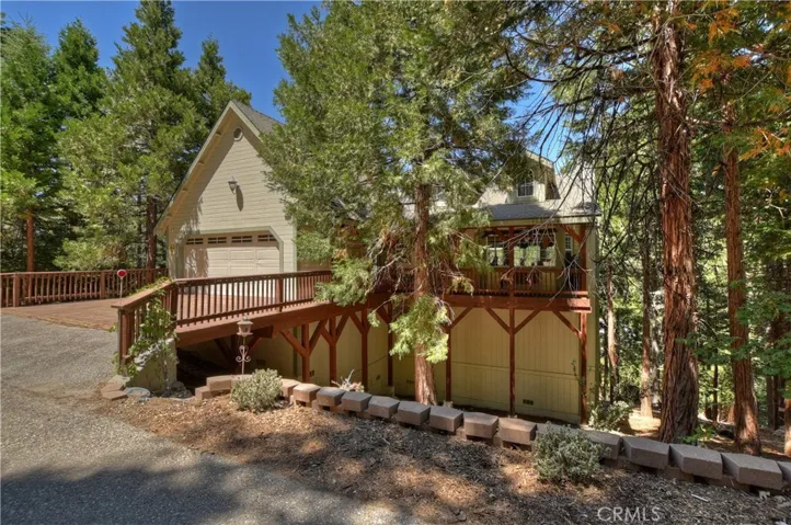 328 Birchwood Drive, Lake Arrowhead, California 92352