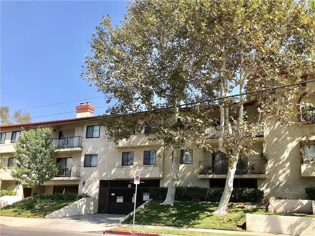9960 Owensmouth Avenue 22, Chatsworth, California 91311