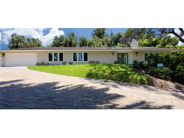 10631 Rockhurst Avenue, North Tustin, California 92705
