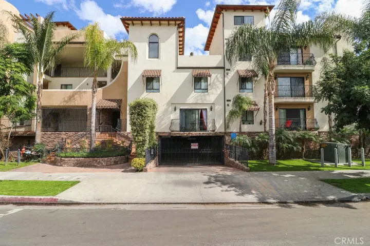 5264 Satsuma Avenue 9, North Hollywood, California 91601