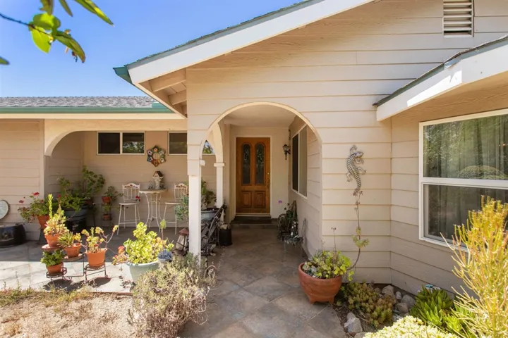 31875 Aquaduct Rd., Bonsall, California 92003