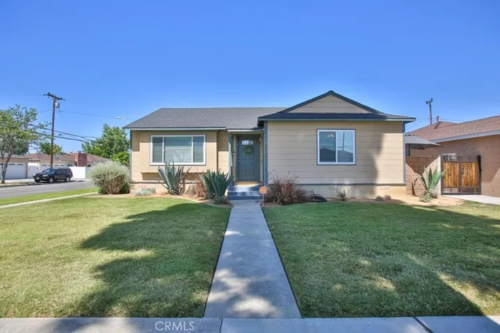 4303 Knoxville Avenue, Lakewood, California 90713