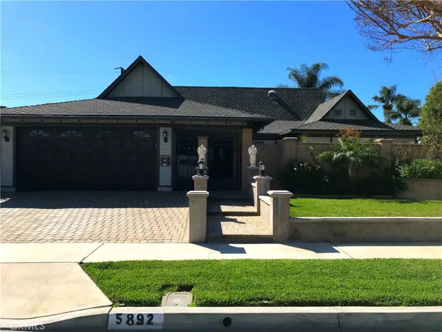 5892 Franmar Circle, Huntington Beach, California 92649