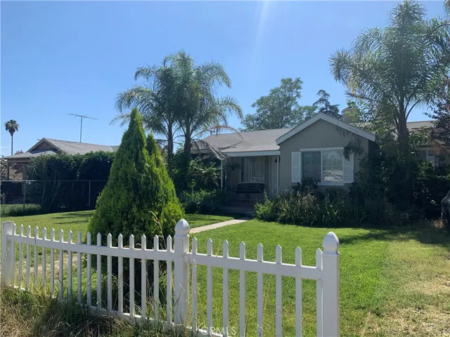 661 Chestnut Avenue, Beaumont, California 92223