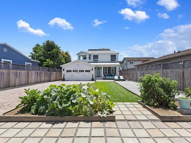 2361 Seaside St, San Diego, California 92107