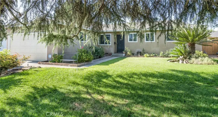 52 W National Avenue, Clovis, California 93612