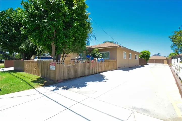1837 S Mayflower Avenue, Monrovia, California 91016