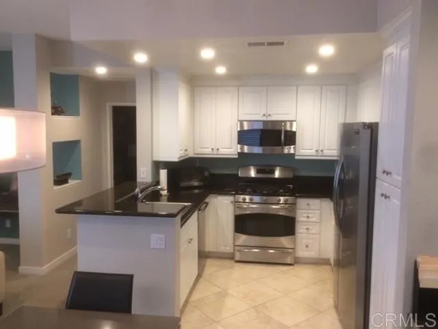 23412 Pacific Park Drive 9-j, Aliso Viejo, California 92656
