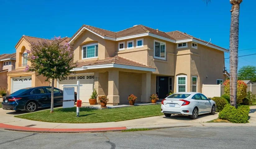 2080 Greenwood, Pomona, California 91766