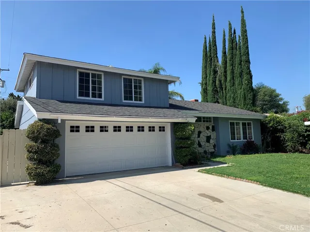 20748 Stagg Street, Winnetka, California 91306
