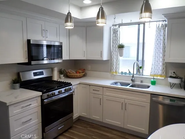 14045 Leffingwell Road 604, Whittier, California 90604