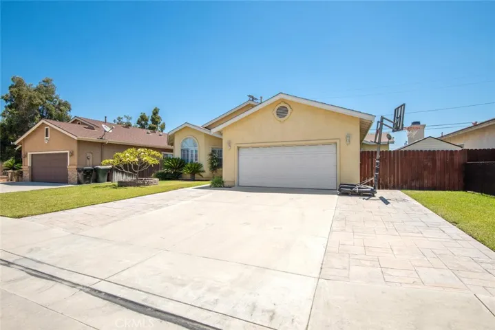 1324 W La Palma Avenue, Anaheim, California 92801