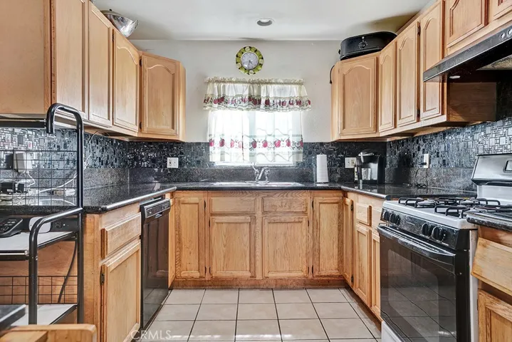 641 W 107th Street, Los Angeles, California 90044