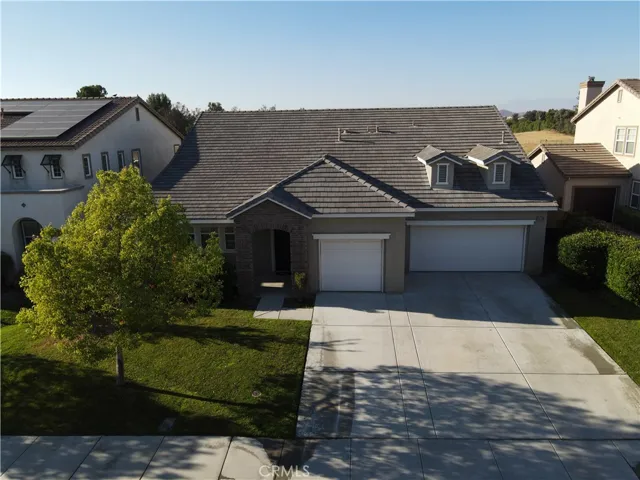 30250 Trois Valley Street, Murrieta, California 92563