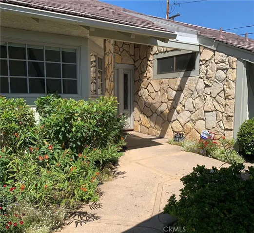1115 Regis Way, Tustin, California 92780
