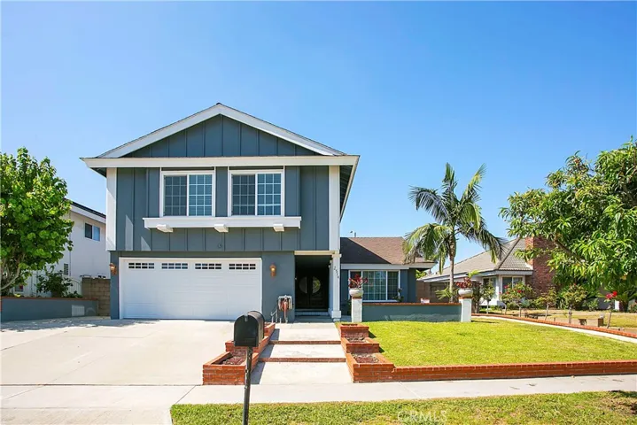 2514 W Chandler Avenue, Santa Ana, California 92704