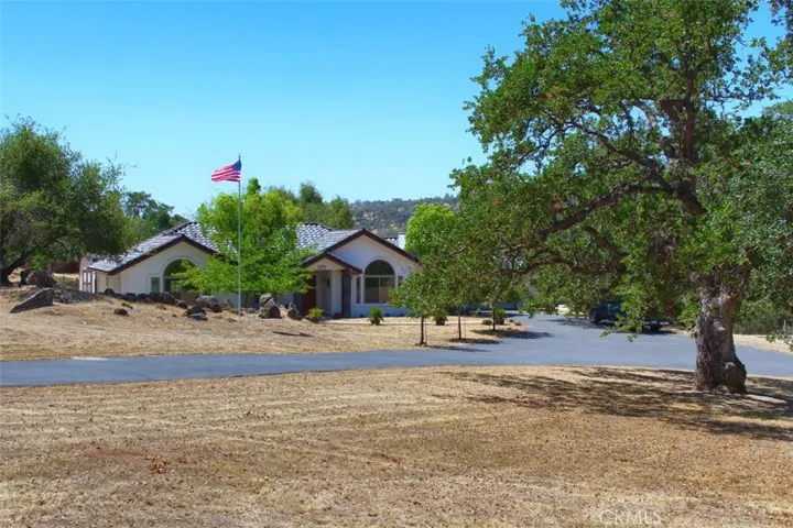 41960 Wild Horse Court, Coarsegold, California 93614