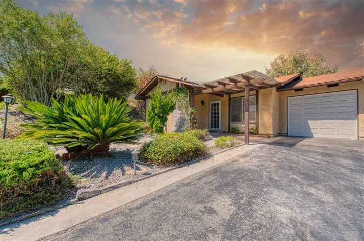 1359 Panorama Ridge Rd, Oceanside, California 92056